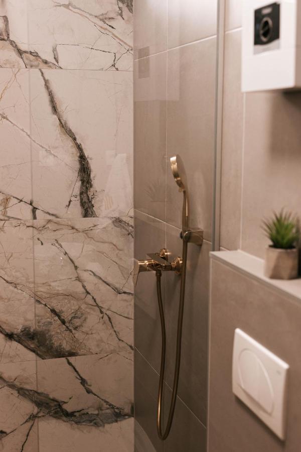 Luxury Jacuzzi Apartment Mostar Esterno foto