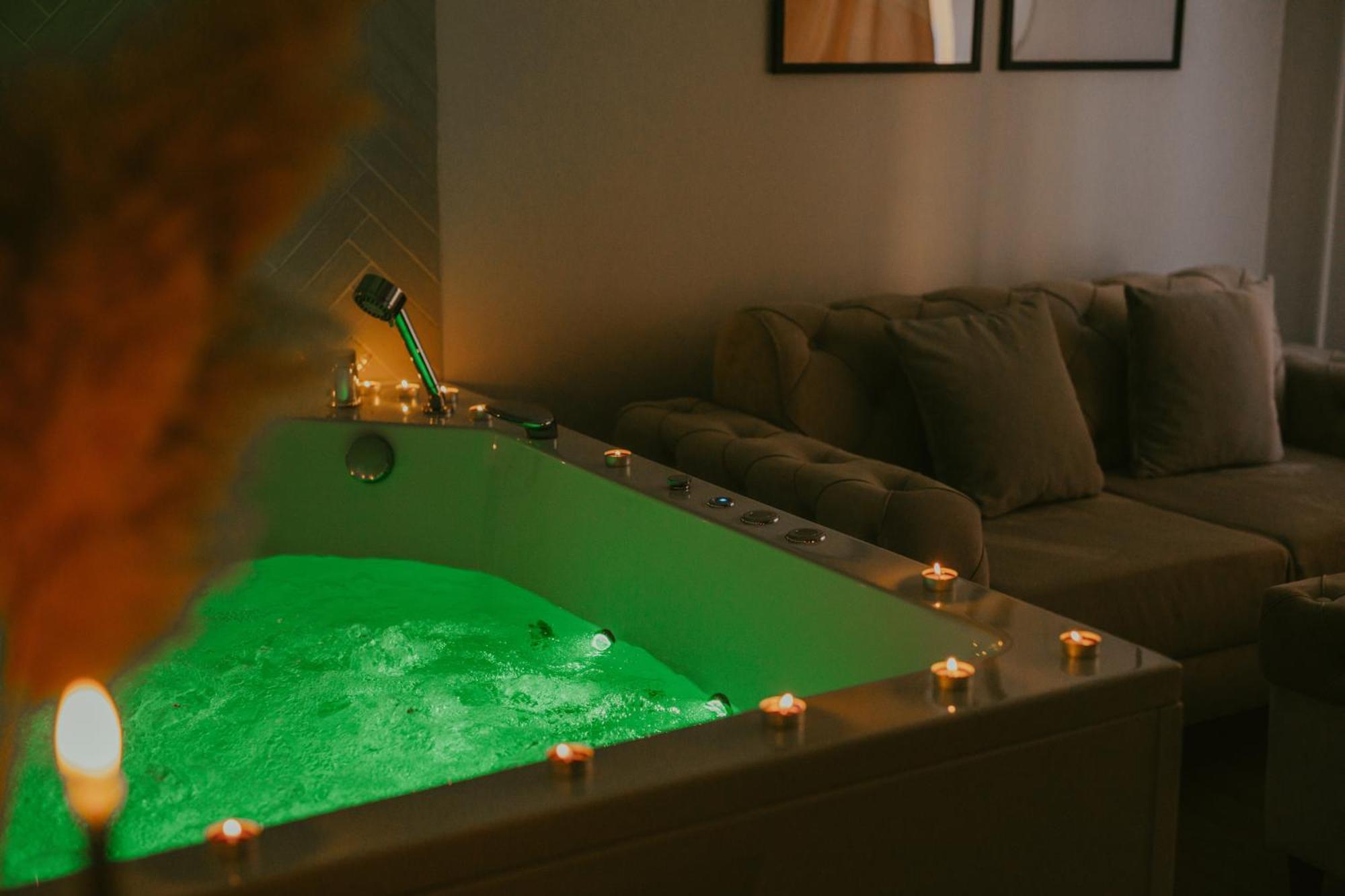 Luxury Jacuzzi Apartment Mostar Esterno foto