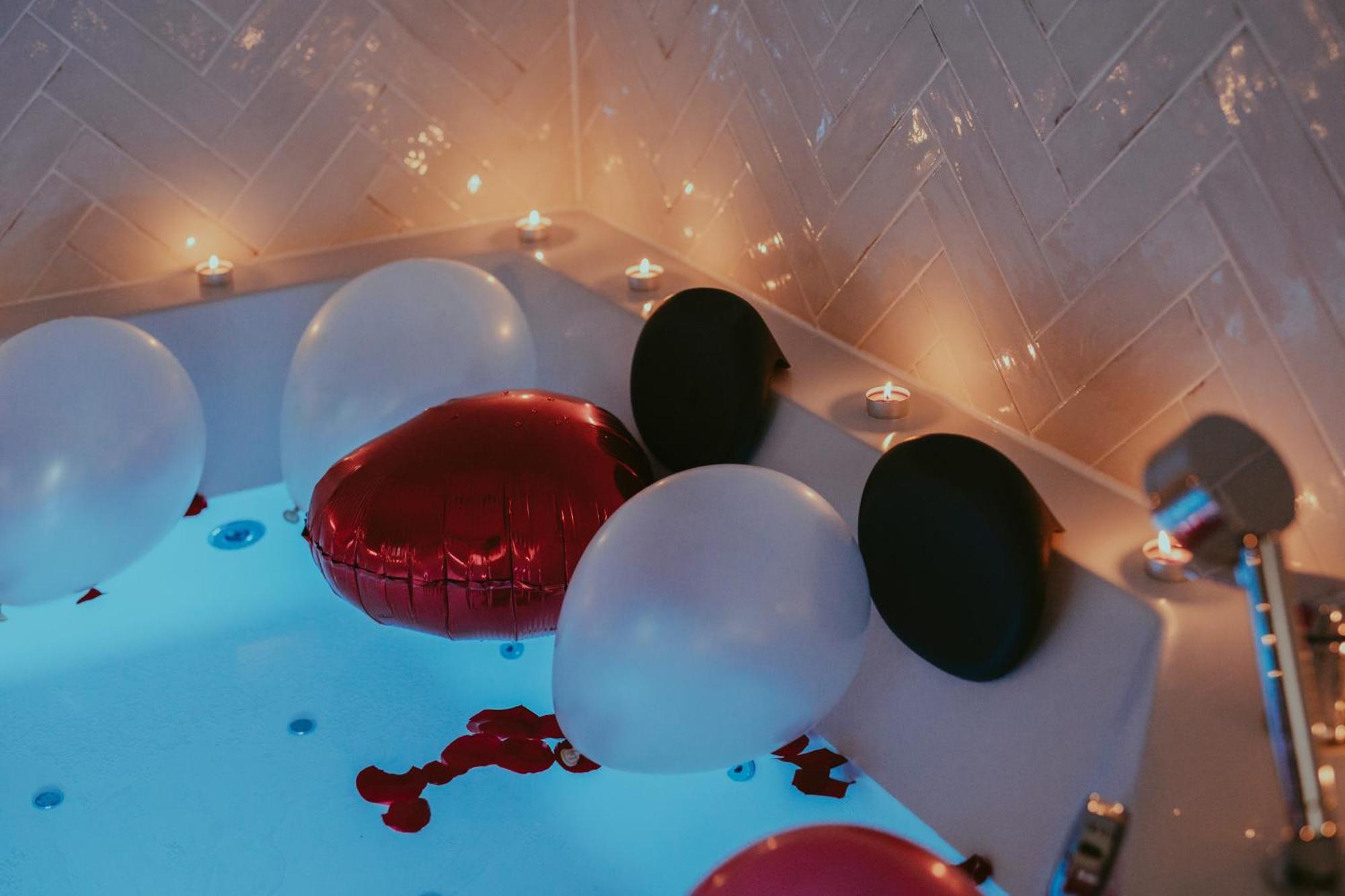 Luxury Jacuzzi Apartment Mostar Esterno foto